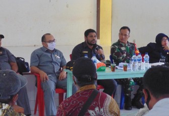 Pertemuan DPRD Raja Ampat dan masyarakat