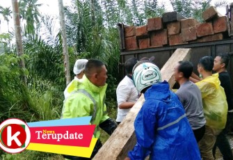 Truk Tanpa Tuan Angkut Kayu Jenis Meranti Diamankan Polres Mukomuko