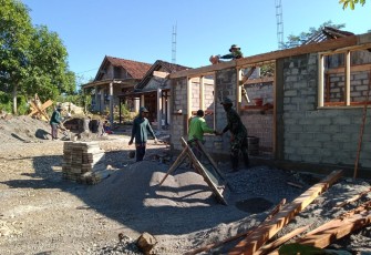 Sayuk Rukun Wujud Pelaksanaan TMMD di Desa Ngepoh