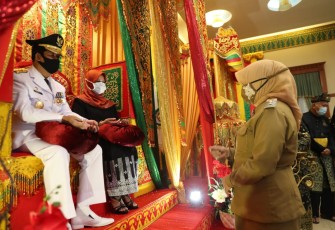 Rahma Ucapkan Selamat kepada Isdianto Sebagai Gubernur Kepri Definitif