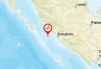 Pusat gempa