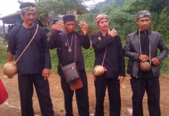 Seni Pencak Silat "Padepokan Simpay Buana Medal"