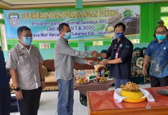 21 Kepala Keluarga Desa Niur Seluma Terima Bantuan Rumah Swadaya