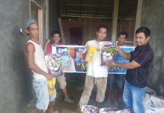 Klikwartacom-SMSI dan IPJB Bantu Buruh Bangun di Tengah Pandemi Covid-19