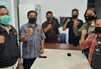 Bersama JBN Saat Mendapat Kunjungan Dari JBN Purwakarta di Kantor JBN Teras Sangkuriang Lanud Husein Sastranegara Bandung