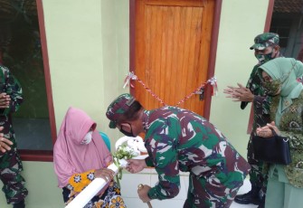Kegiatan Simbolis Peresmian dan Penyerahan Kunci Tersebut Dilaksanakan Dengan Penerapan Protokol Kesehatan Covid-19 (Foto: Klikwartacom)
