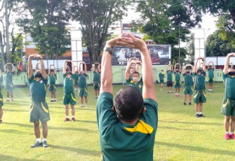 Prajurit dan PNS Kodim 1310/Bitung Rutin Bina Fisik