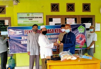 Peringatan HUT ke-9 OJK Salurkan Bantuan Bagi Masyarakat 