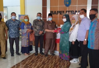 Kunjungan Kerja (kunker) dan Studi Banding Panitia Khusus I Dewan Perwakilan Rakyat Daerah (DPRD) Kota Padang di Ruang Rapat Kantor Bapelitbang Kota Bengkulu