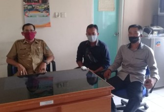 Ketua DPC ABPEDNAS Kaur Widi Harto Melalui Sulaiman dkk Selaku Divisi Hukum dan HAM DPC ABPEDNAS Kabupaten Kaur Menyampaikan Dengan Camat Kecamatan Tetap Tentang Banyaknya Oknum Pemerintahan Desa di Kabupaten Kaur Yang Tidak Menyampaikan Dokumen RKPDes APBDes dan Gambar Bangunan Fisik Terhadap Badan Permusyawaratan Desa 