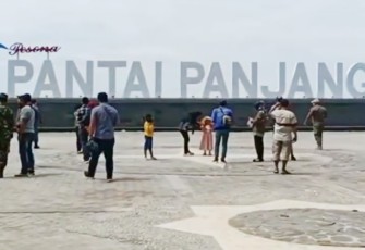 Polres Bengkulu Razia Masker di Pantai Panjang Bengkulu