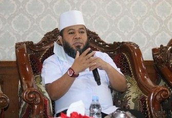 Wali Kota Bengkulu Helmi Hasan   