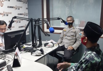 Dalam rangka mencegah radikalisme ISIS pada Pilkada Serentak 2020 Di Tengah Pandemi Covid -19 di Jawa Tengah, Polda Jawa Tengah gelar dialog interaktif di radio Sonora bersama Ketua FKPT Jateng Prof Samsul Maarif dan Ketua KPU Semarang Hendri Casandra Gultom. Senin (7/12/2020)