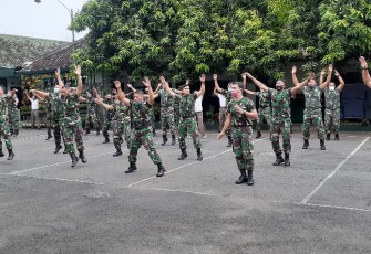 Kodim 0715/Kendal Melakukan Rutinitas Olahraga Setelah Apel Pagi Sebelum Melaksanakn Kegiatan