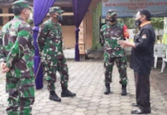 Komandan Korem 073/Makutarama Kolonel Inf Ari Yulianto, melakukan peninjauan dibeberapa tempat pemungutan suara (TPS) di Kabupaten Kendal Rabu (09/12)