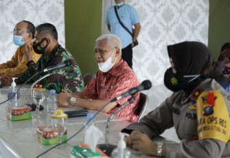 Bupati Asahan H Surya BSc Pimpin Rapat Penjemputan Vaksin Covid-19 