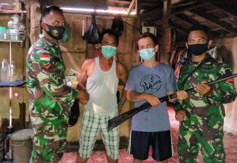 Dansatgas Pamtas RI-Malaysia Yonif 407/PK Letkol Inf Catur Irawan dari Kecamatan Badau, Kabupaten Kapuas Hulu, Provinsi Kalimantan Barat, Selasa (09/02/2021).