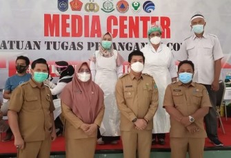Wabup Pantau Proses Vaksinasi 