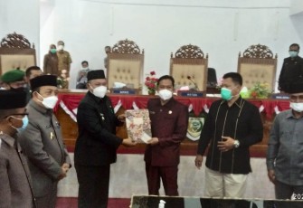 Paripurna DPRD Seluma   