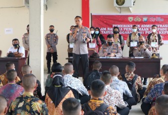  Kapolres Bintan AKBP Bambang Sugihartono SIK MM Berikan Semangat dan Motivasi bagi Casis yang TMS