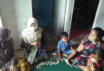 Walikota Tanjung Pinang Prioritaskan Penderita Tumor Mata untuk Segera Ditangani
