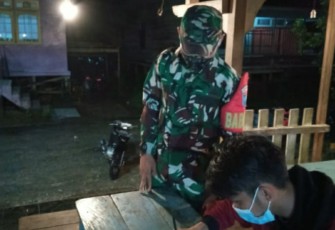 Babinsa Beri Motivasi Kepada Anak Anak 