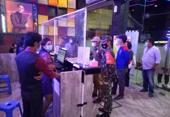 Satgas Covid Kecamatan Jekan Raya Peringatkan Pelaku Usaha Untuk Taat Edaran Walikota