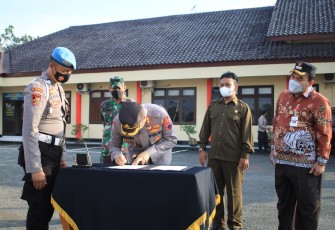 Penandatanganan nota kesepakatan pembatasan hajatan di Kabupaten Blora saat pandemi Covid 19