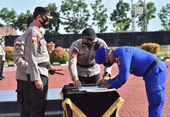 Polres Bintan Gelar Apel Komitmen Bersama Anti Narkoba
