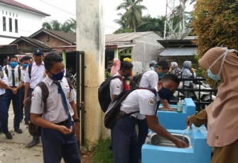 Siswa salah satu sekolah dalam Kabupaten Aceh Singkil