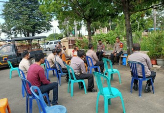 Kapolres Pekalongan Kota Sambangi Polsek Tirto, Tegaskan PPKM Mikro Dan Protokol Kesehatan