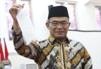 Menteri Koordinator Bidang Pembangunan Manusia dan Kebudayaan Muhadjir Effendy