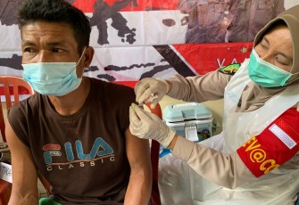 Diminati, Sehari Gerai Vaksinasi Keliling Polres BU Layani 500 Warga