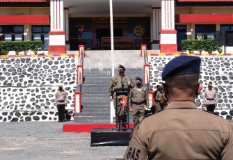 Kapolda Bengkulu Pimpin Apel Pelepasan Brimob BKO Polda Papua