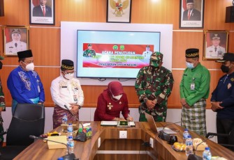 Dandim 0315/Bintan Serah Terimakan Pembangunan Jalan Indonesia Timur Kepada Walikota Tanjungpinang