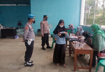  Antar Jemput Warga Sukseskan Vaksinasi Kepelosok Desa
