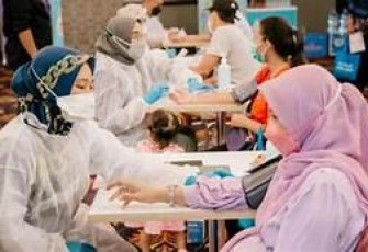 Kasus Melandai, Momentum untuk Genjot Vaksinasi