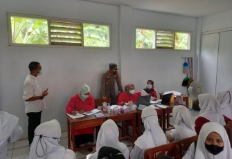 Tanpa Kenal Lelah Kapolres Majalengka Pantau 4 Lokasi Vaksinasi Ajak Masyarakat Untuk di Vaksin