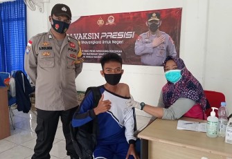 Polres Bintan Laksanakan Vaksinasi Massal Untuk Anak Usia 12-17 Tahun