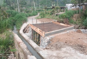 Plat Deker Tinggal Tahap Pengecoran