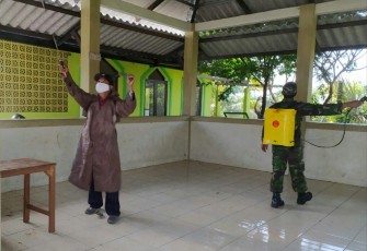 Penyemprotan disinfektan
