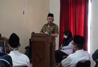 Bupati Bengkulu Selatan Gusnan Mulyadi  
