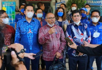 Kuasa Hukum Partai Demokrat Bambang Widjojanto