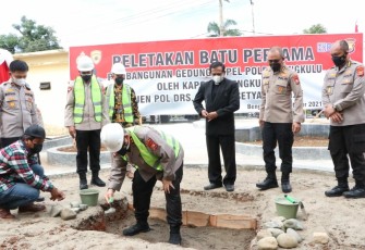 Kapolda Bengkulu Pimpin Peletakan Batu Pertama Pembangunan Gedung Kapel