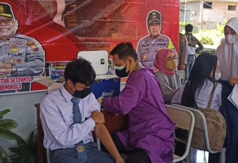 Serbuan Vaksinasi Presisi Polres Rejang Lebong Buka Gerai di Sekolah
