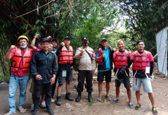 Polsek Banyuresmi Polres Garut Terus Kawal Pelaksanaan Cabor Arung Jeram PORKAB 2021