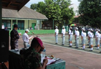 Salah peserta yang tersisa sedang melakukan PBB dan TUB