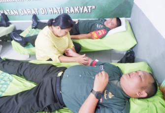 Donor darah prajurit Korem 023/KS