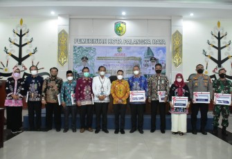 Komandan Kodim 1016 Palangka Raya Kolonel Inf Rofiq Yusuf diwakili Perwira Sandi Lettu Inf Rodiansyah menghadiri acara Penyerahan Daftar Isian Pelaksanaan Anggaran (DIPA) dan Dokumen Pelaksanaan Anggaran (DPA) Tahun Anggaran 2022