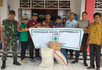 PT SIL saat Salurkan Bantuan kepada Korban Bencana Alam di Bengkulu